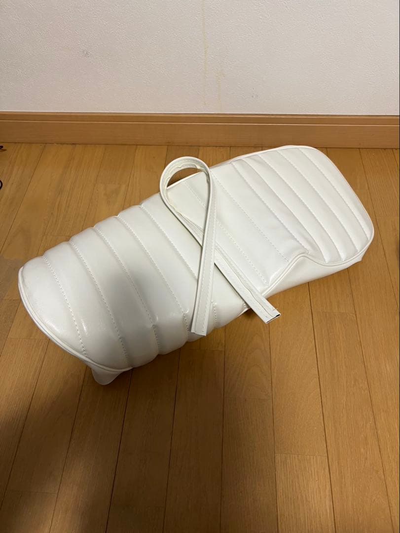 xj400 シート表皮　張り替え