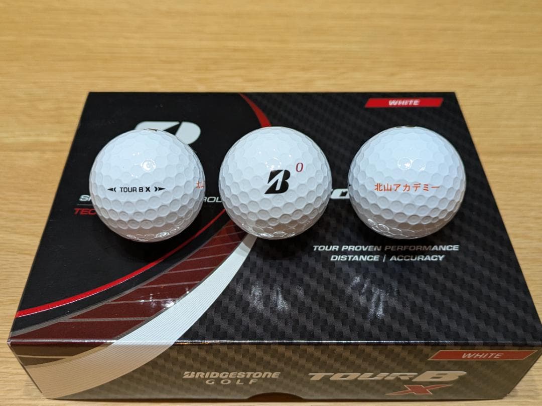 ゴルフボール　BRIDGESTONE TOUR BX（4ダース）