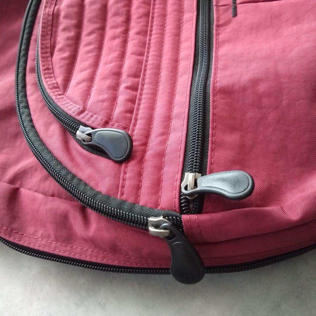 【美品】ヘルシーバックバッグ　ビッグバッグ　ルビー　赤紫　ワインレッド