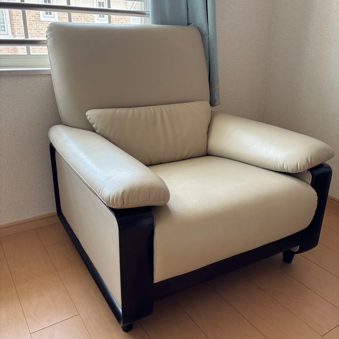 《ぽてみる》カリモク 1人掛けソファ