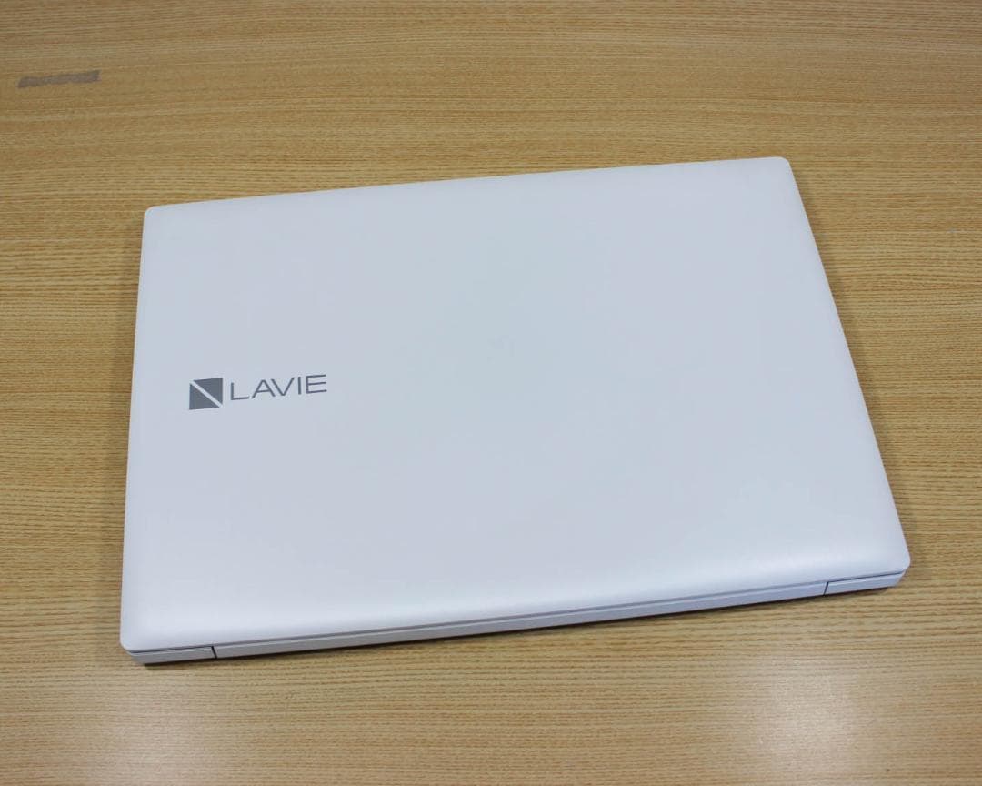 第8世代 CPU✨SSD搭載 ノートパソコン オフィス付き Windows11