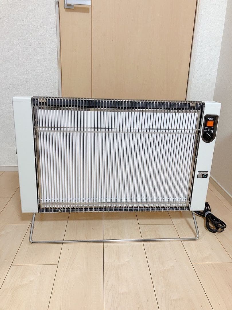 ニューセラミックヒーター　サンラメラ　1200W オリエンタル　パネルヒーター