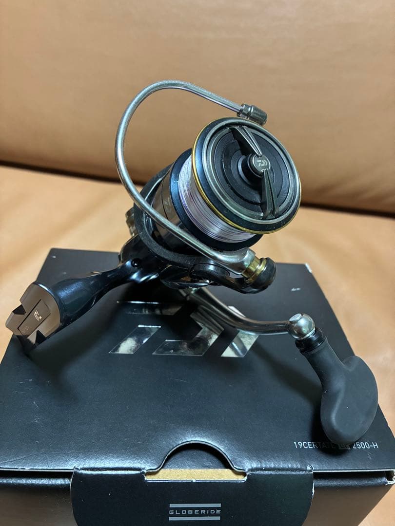 Daiwa 19CERTATE LT 2500-H スピニングリール