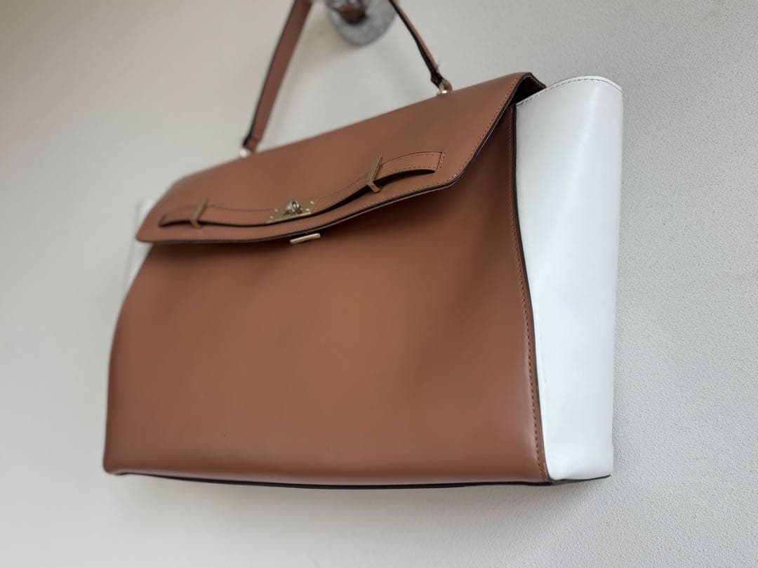 【FARO】定価5万　FLAP BRIEF MAT-LEATHER レザーバッグ