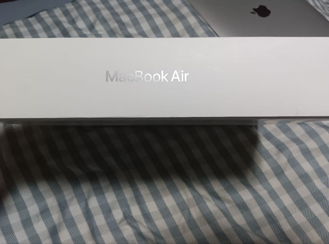 Apple MacBook Air 2020　М1 SSD256G　充放電20回
