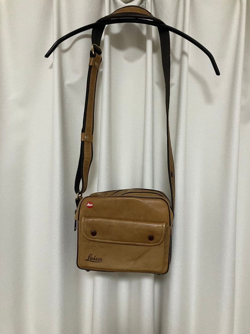 最終値下げ　美品　ライカ　Leica　カメラ　ショルダーバッグ　ベージュ　革製品
