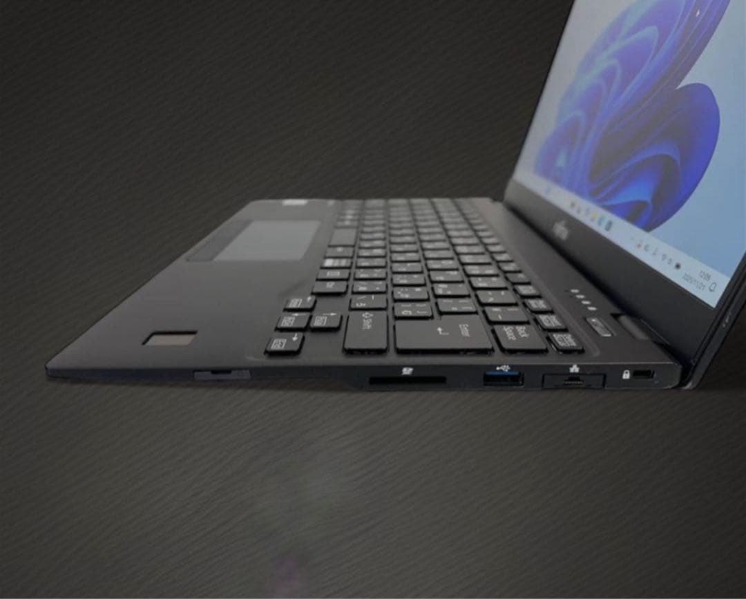 か*う様 【美品】第10世代i5/SSD128GB/メモリ4GB/在宅ワーク最適