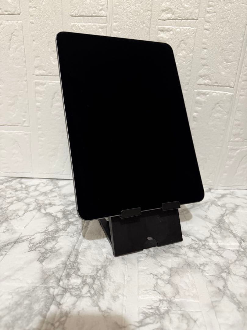 IPadpro（11インチ)第3世代　Cellular +WiFi