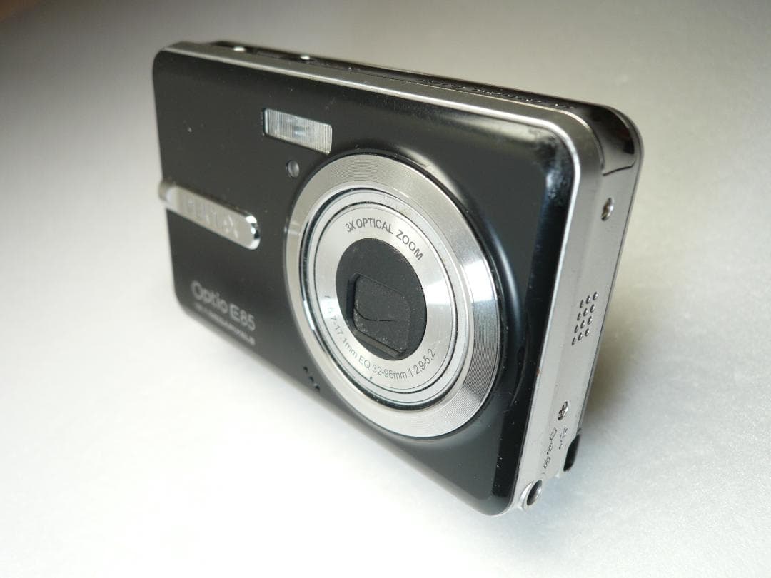 PENTAX★Optio E85⭐️欧州限定モデル❤️新品バッテリー★ブラック