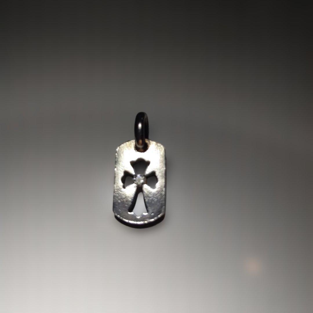 CHROME HEARTS カットアウトクロスドッグタグ スモール
