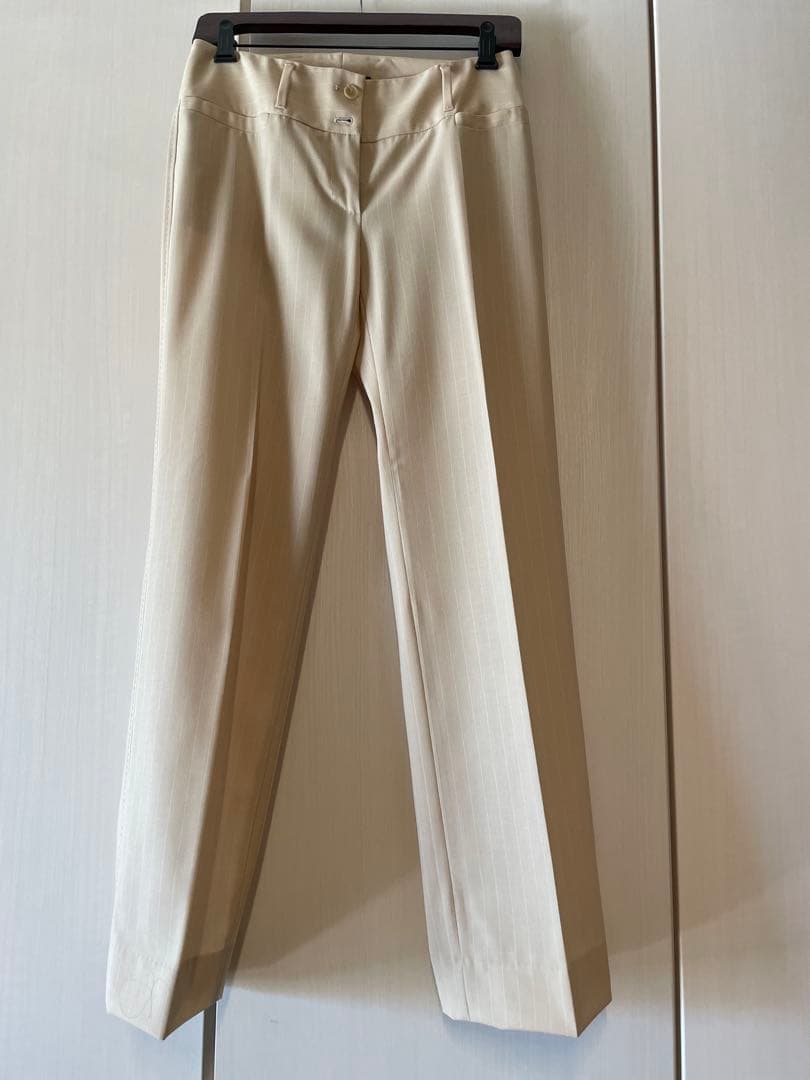 【新品　未使用】　ドルチェ&ガッパーナ　スーツ　ベージュ　サイズ38（M）