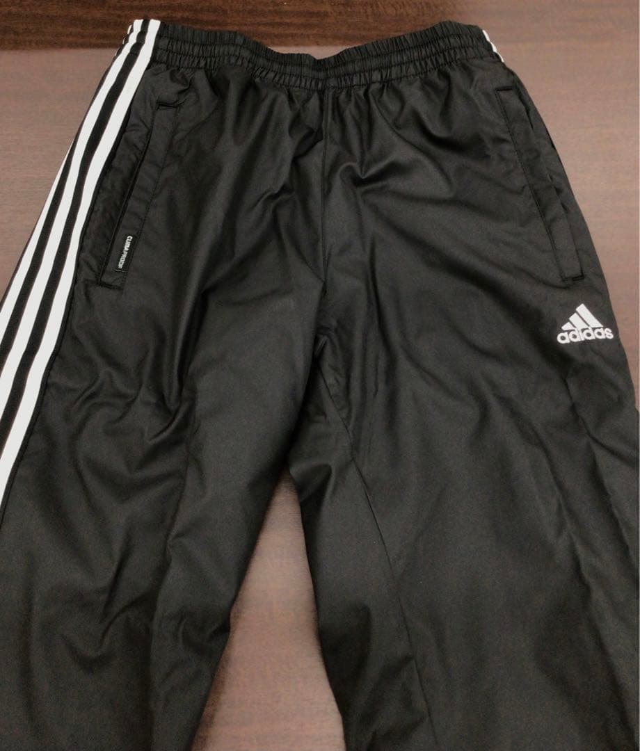 アディダス　adidas　ウインドブレーカー　Mサイズ　防寒着　長袖　ブラック
