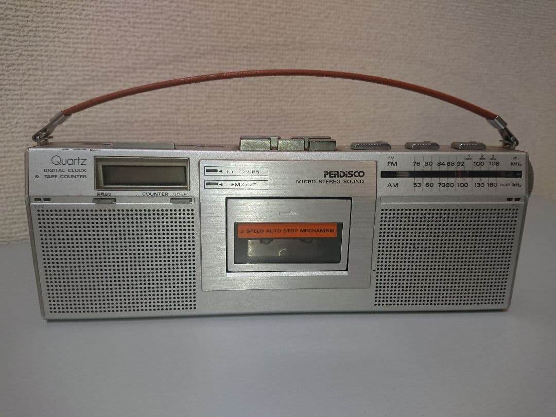 ジャンク品 日立 FM/AM ステレオカセットレコーダー TRK-4600M
