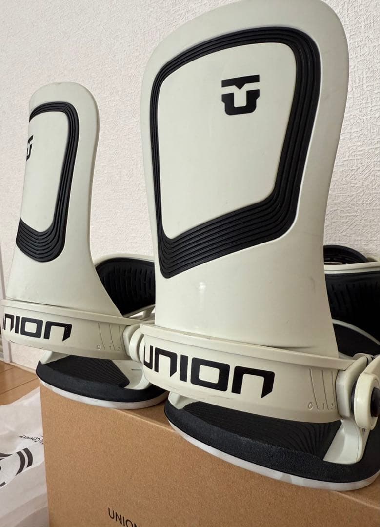 23-24 UNION ULTRAビンディング ボーンホワイト
