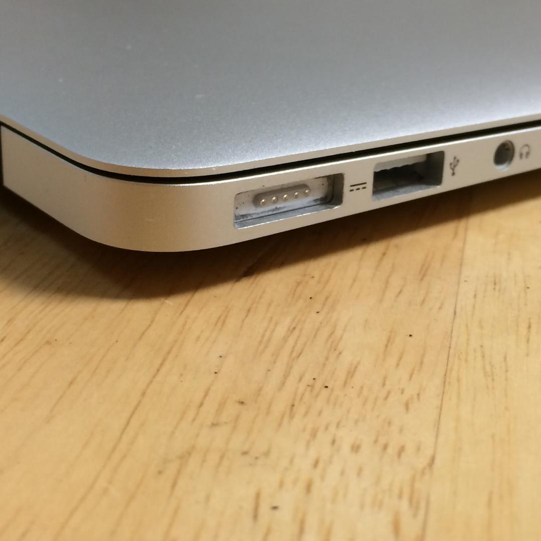 MacBook本体 MacBook Air (13-inch, Early2014) 4G/128G