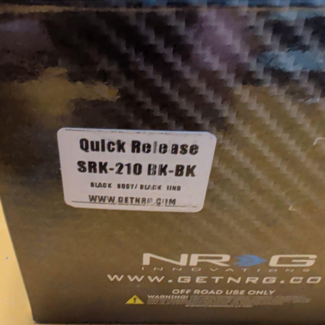 NRG SRK-210 BK-BK クイックリリース