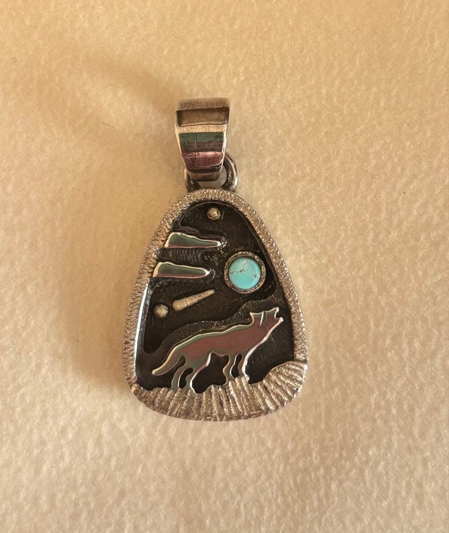 堀江純 ウルフボックスペンダント