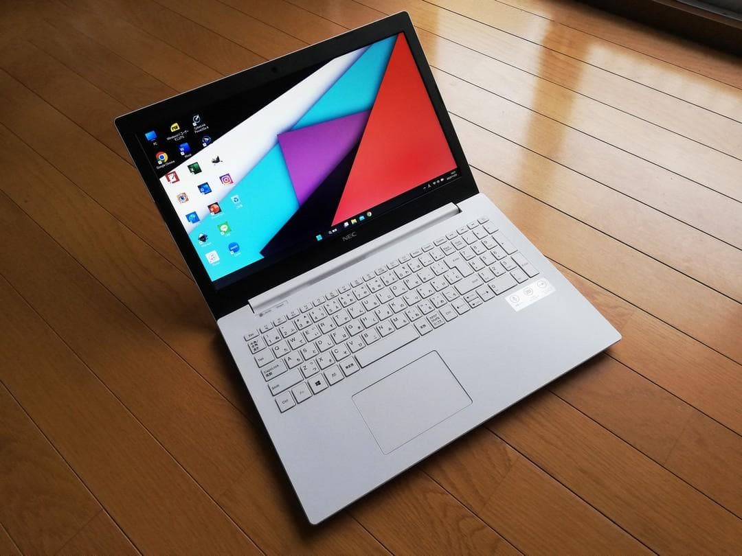 高性能 Nec Lavieスリムな ノートパソコン