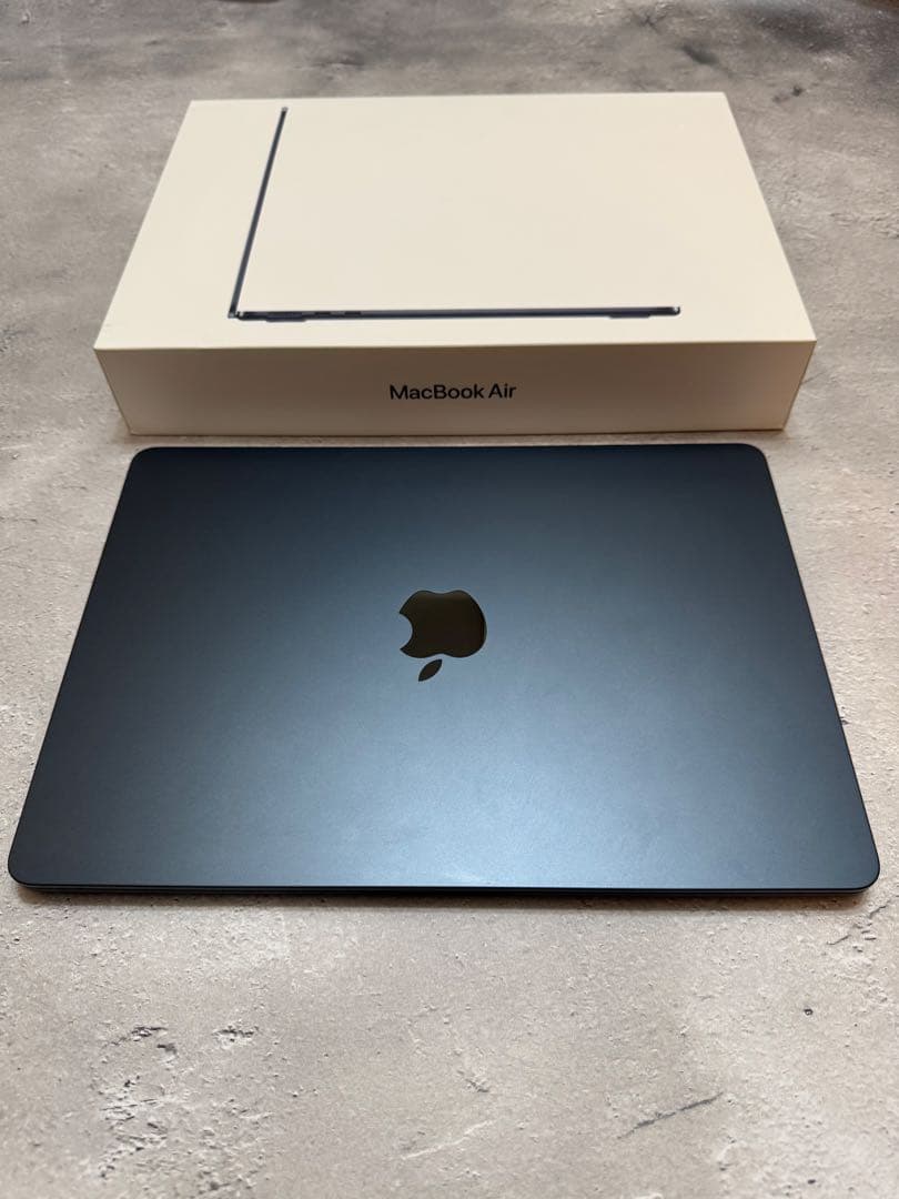 MacBook Air 13.6 インチ M3 8GB 256GB 2024