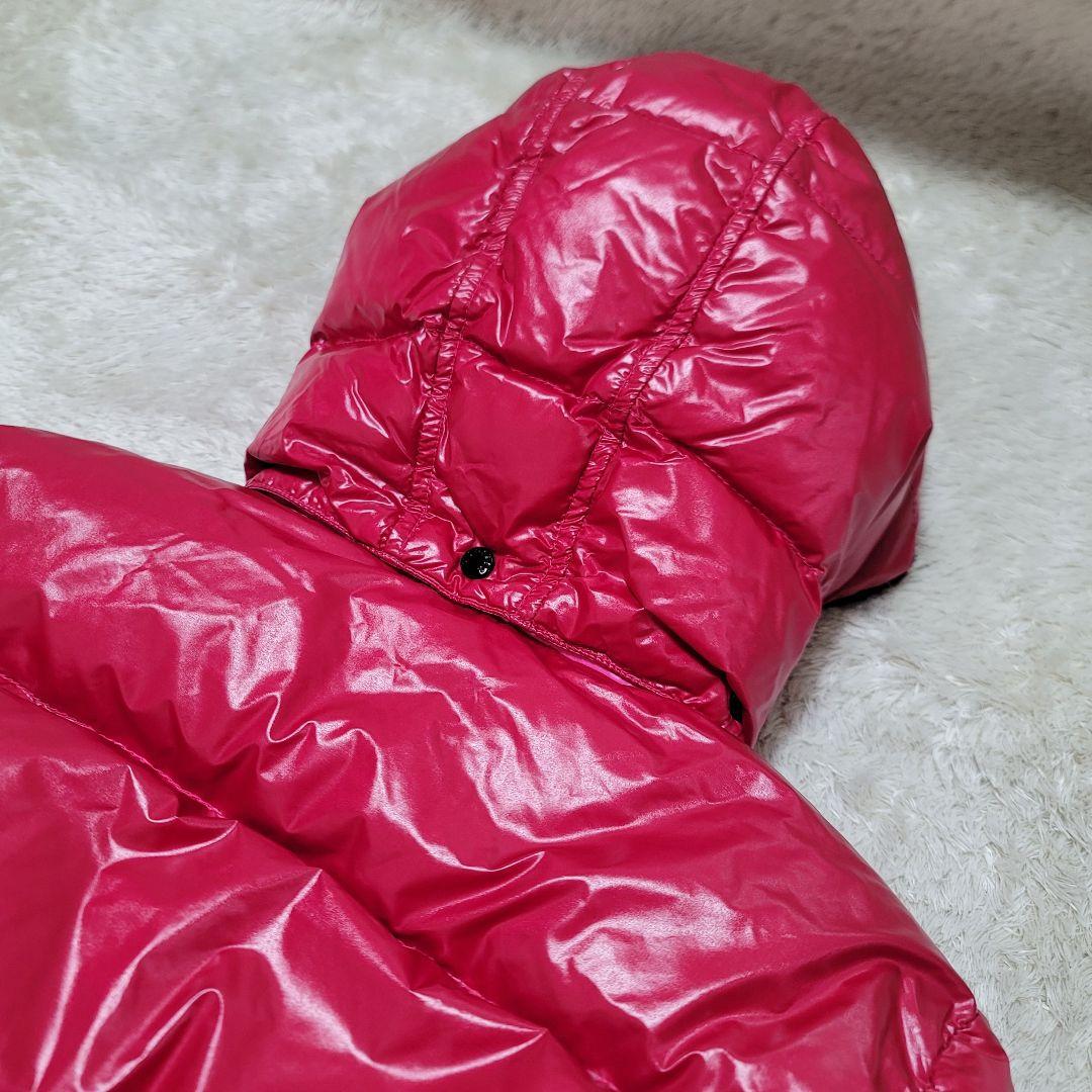 モンクレール　バディア　ダウンジャケット　シャイニー　デカワッペン