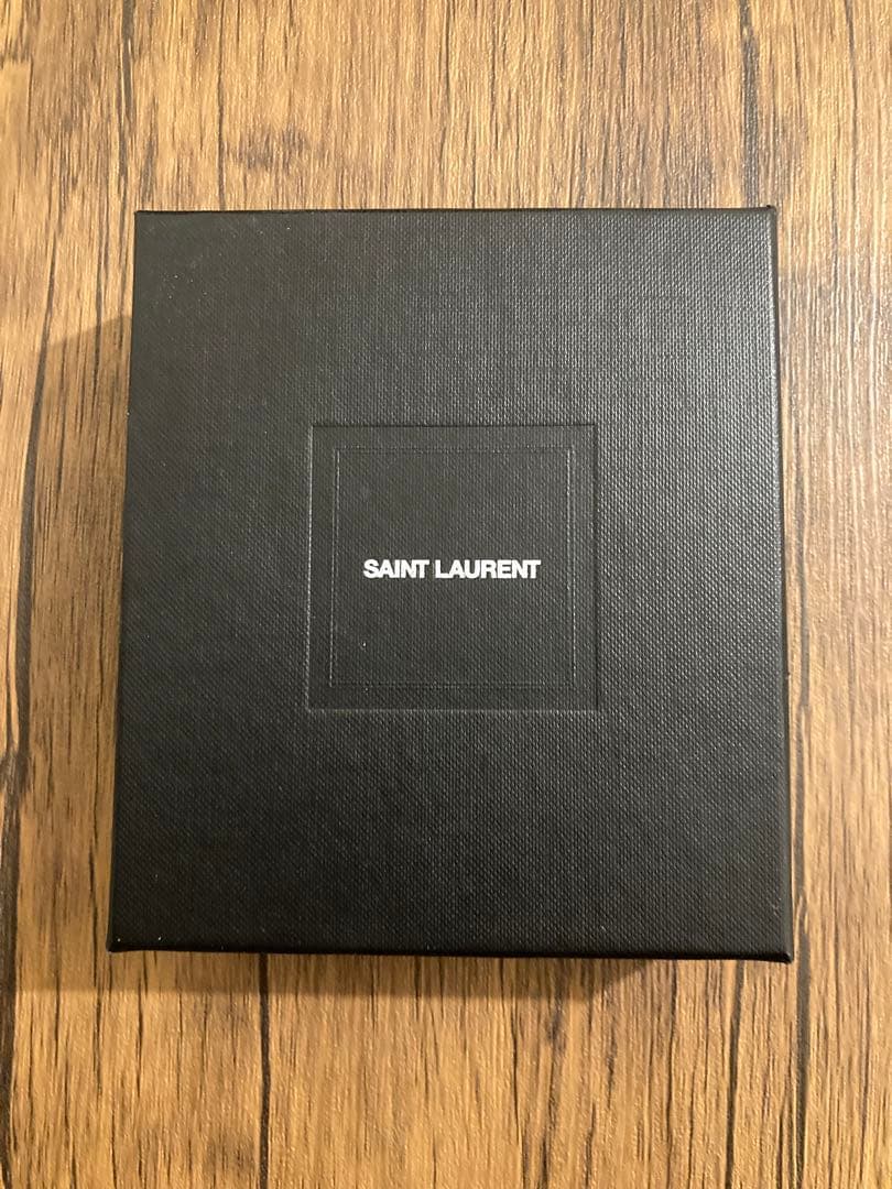 yas ko　【新品未使用】サンローラン ビジネスカードケース・名刺入れ