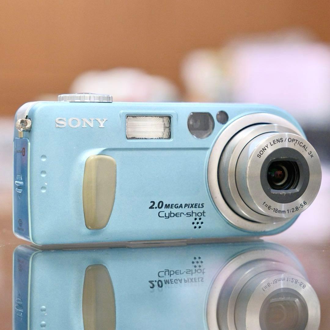 希少 動作品 平成レトロ SONY Cyber−Shot DSC- P2 ブルー