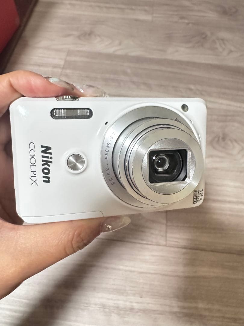 【極美品・動作品】Nikon COOLPIX S6900 ホワイト