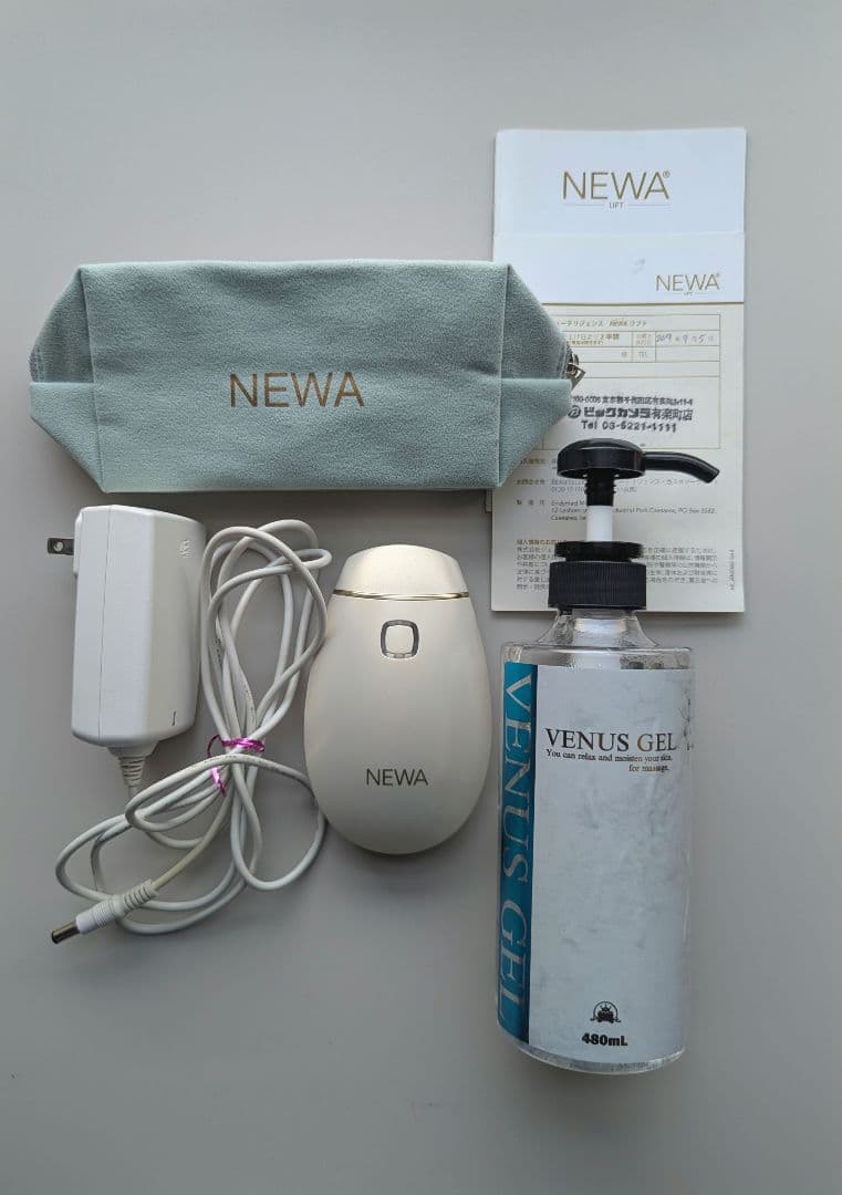 【正規品】NEWAリフト　リフトアップ美顔器　ビューテリジェンス