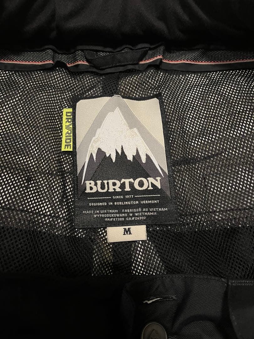 BURTON スノーボードウェア M 上下セット