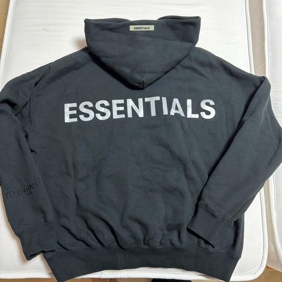 ESSENTIALS ブラック パーカー　サイズM