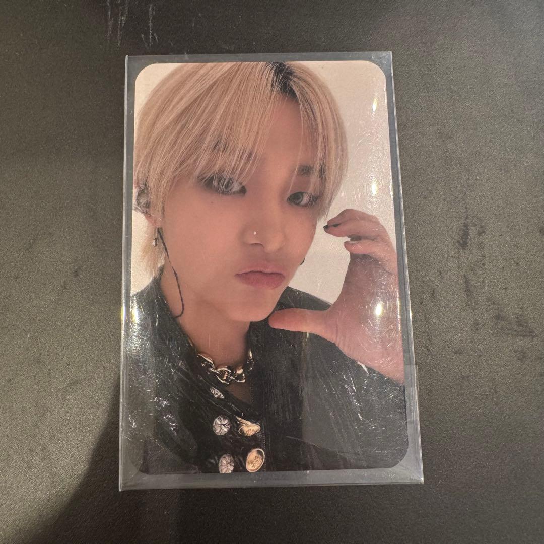 treasure 上海　popup トレカ　ジフン