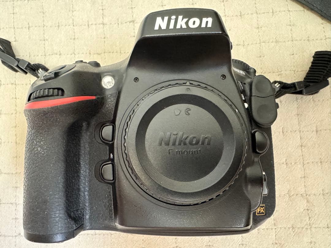 最終値下げ3万5千円引きNikon D800ショット数少ない10,317枚！FX