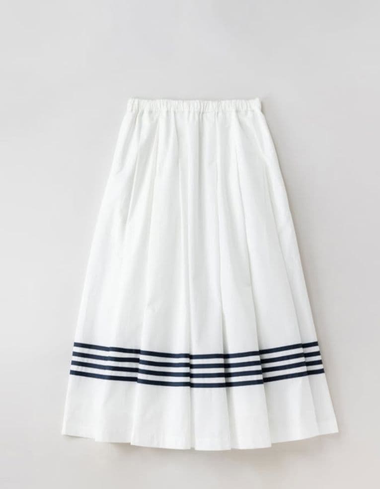 こ*と様 スカート　ジェーンマープル　白