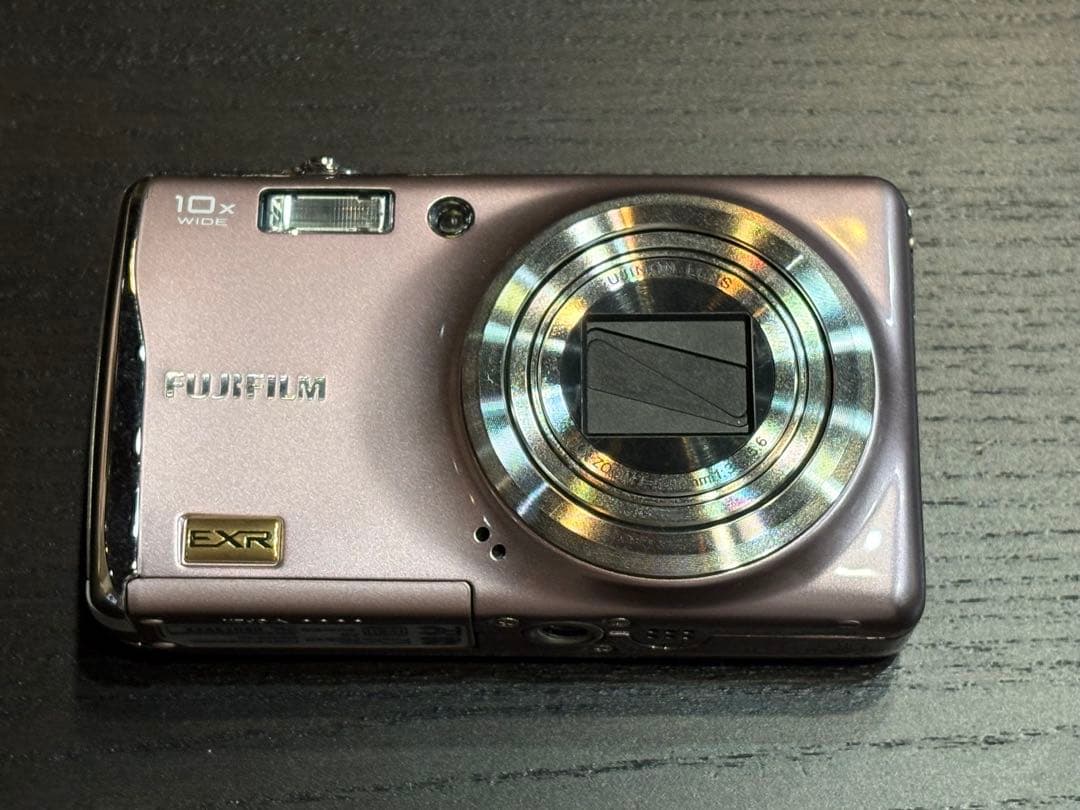 FUJIFILM FINEPIX F80EXR 本体