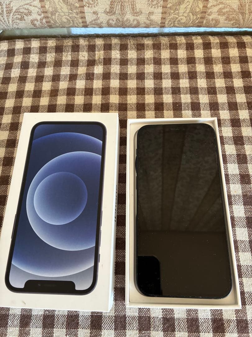 Apple iPhone 12 mini ブラック 本体　64G