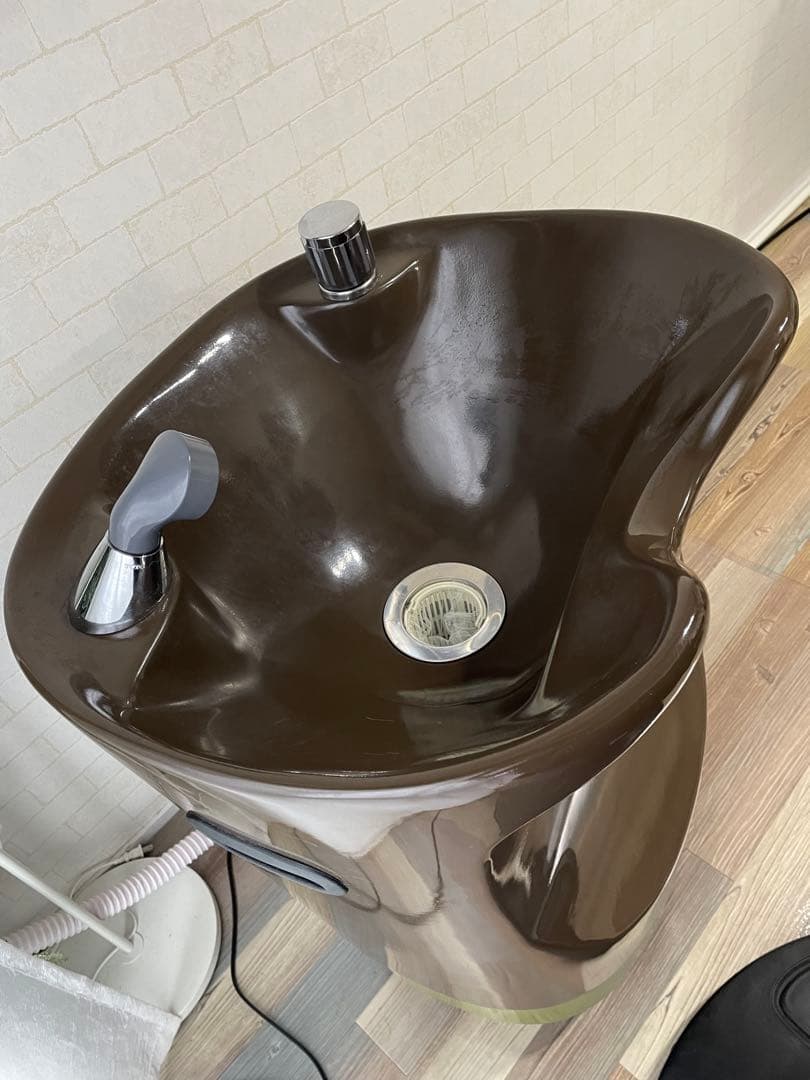 人気の移動式シャンプー台PERRO ［ペロ］