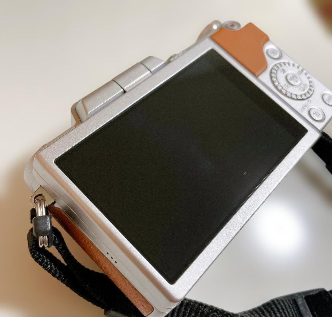 panasonic LUMIX ミラーレスカメラ DMC-GF7