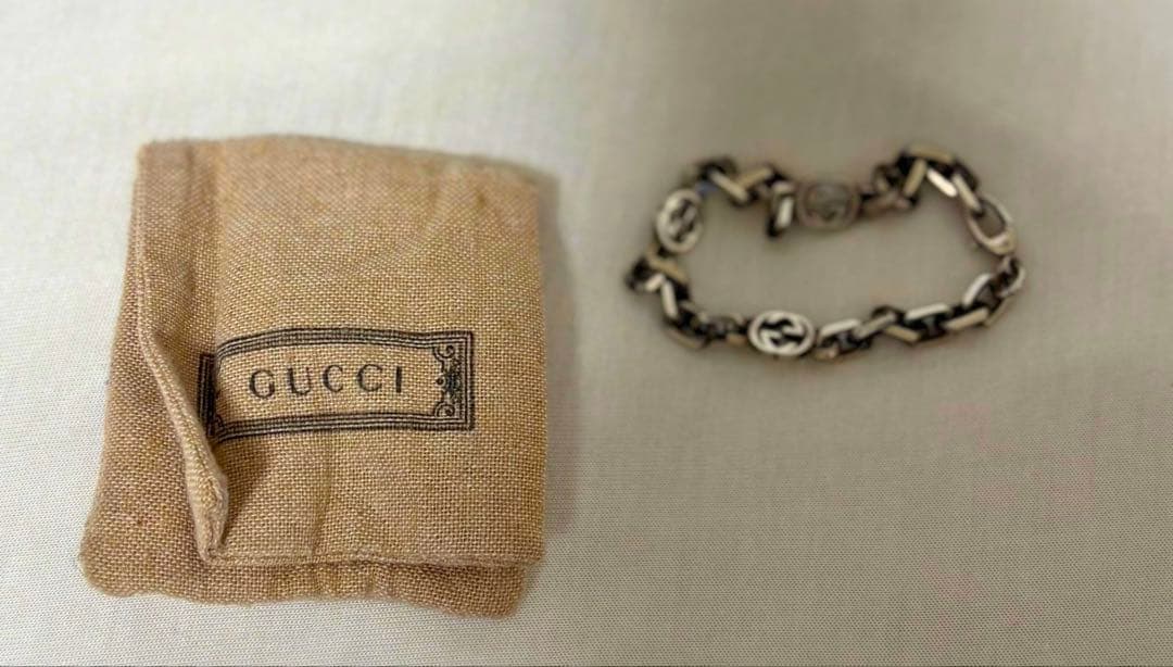 GUCCI チェーンブレスレット 燻し加工 GG 保存袋付き