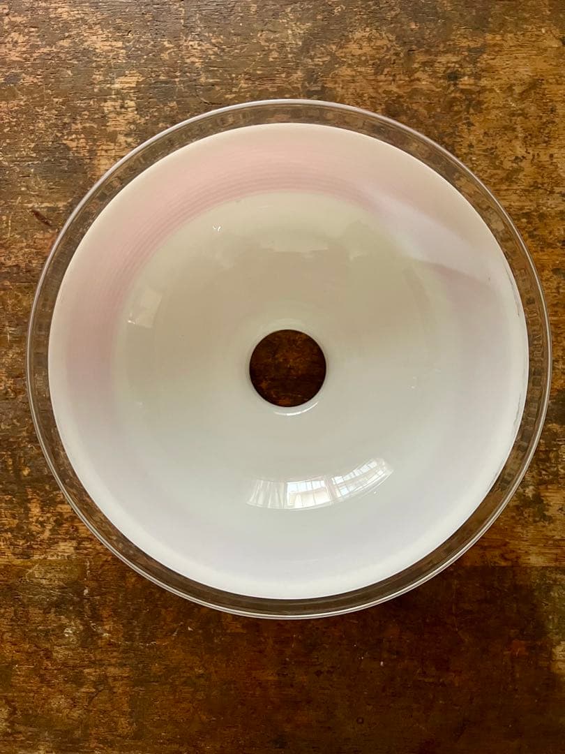 アンティーク　乳白ピンク螺旋電笠　ガラス　照明　灯り　大正ロマン　レトロ　古道具