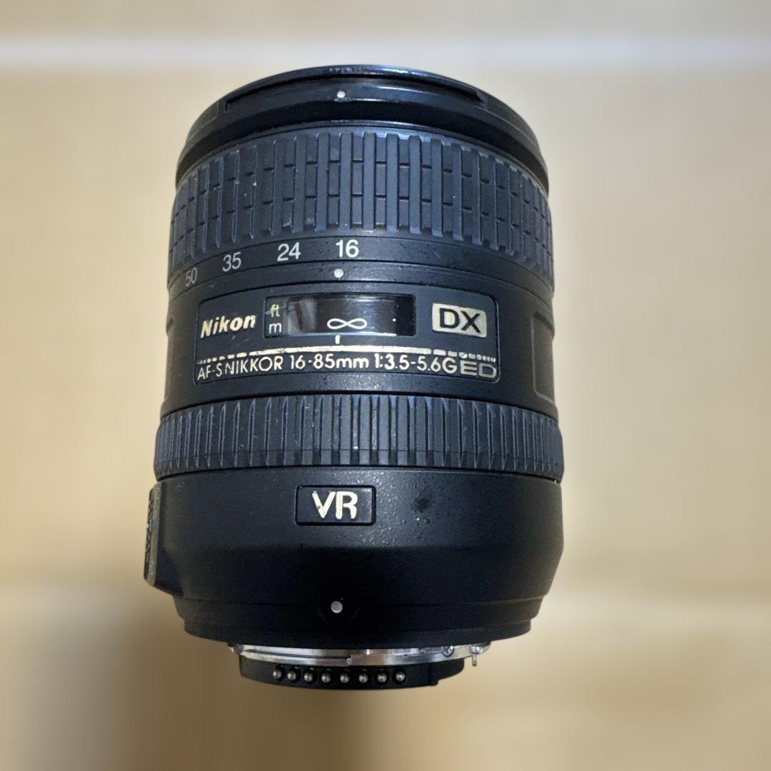 ニコン AF-S DX NIKKOR 16-85mm f/3.5-5.6G ED