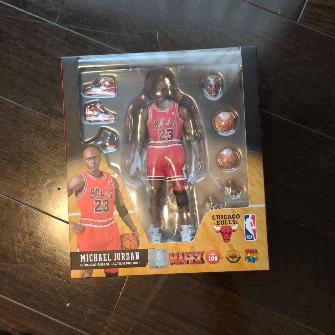 MAFEX マイケル・ジョーダン アクションフィギュア