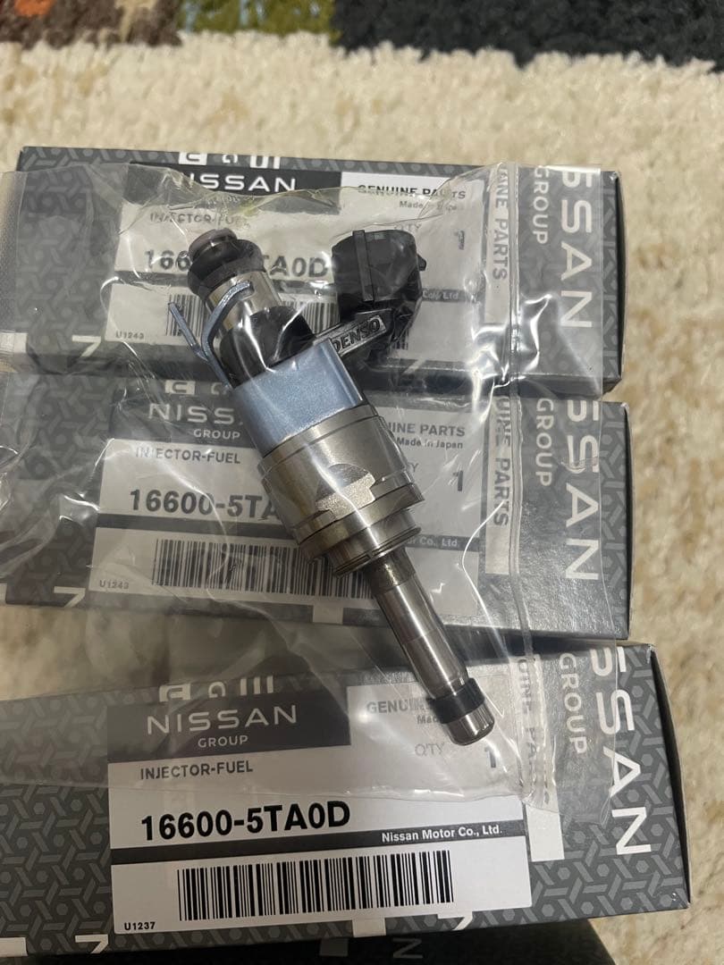 日産セレナC27のインジェクター4本