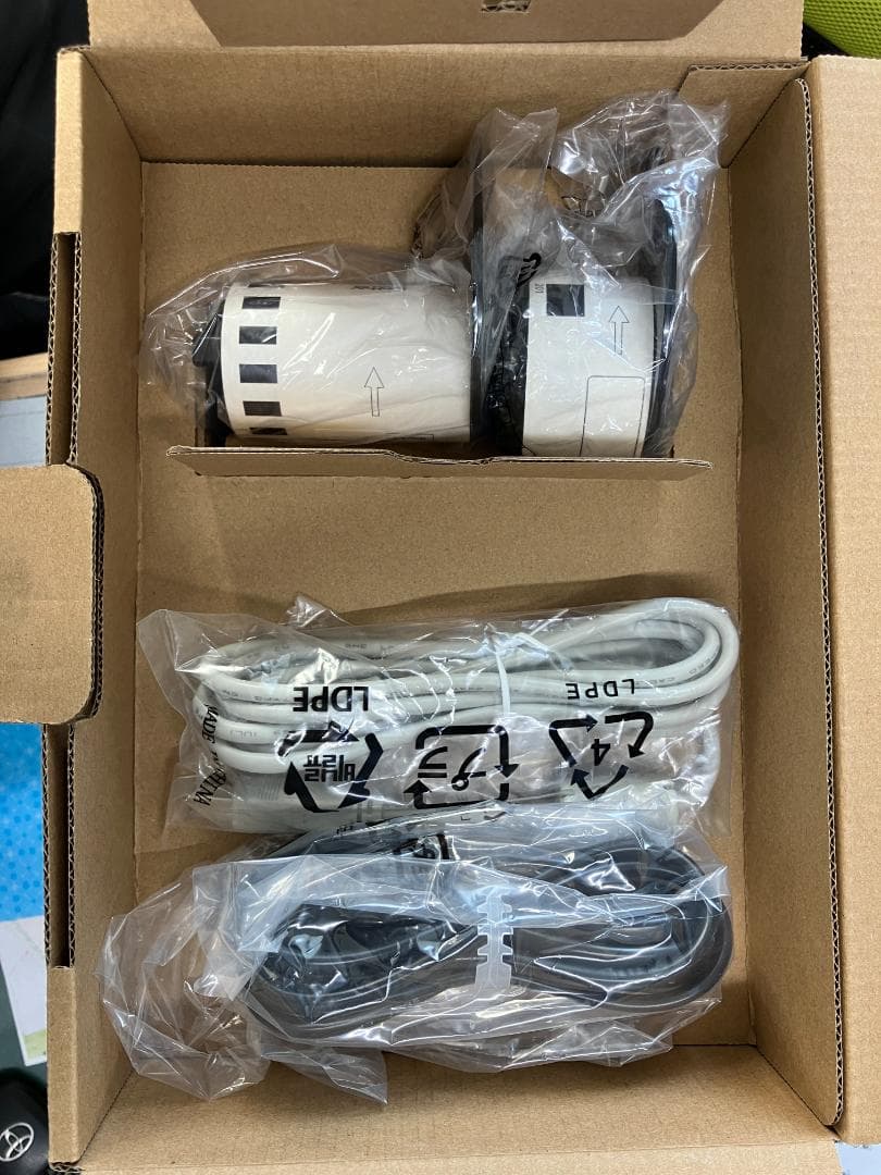 ブラザー工業 カラー 感熱ラベルプリンター QL-800