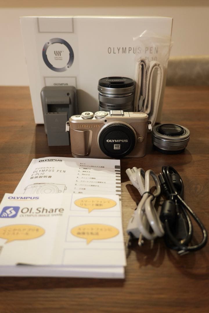 【美品】OLYMPUS PEN E-PL10 標準＋望遠レンズダブルズームキット