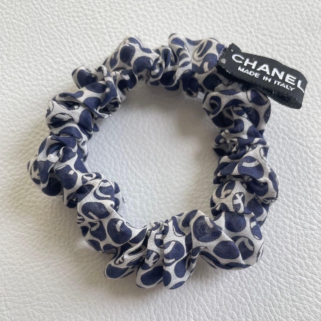 新品未使用　完売品レアシャネル　CHANEL シュシュ パール柄 ネイビー