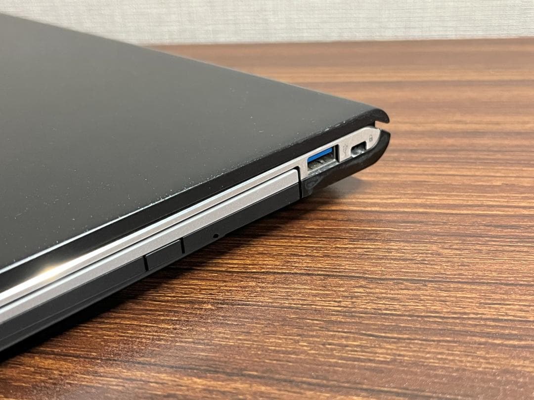 富士通 ノートPC LIFEBOOK S937/S