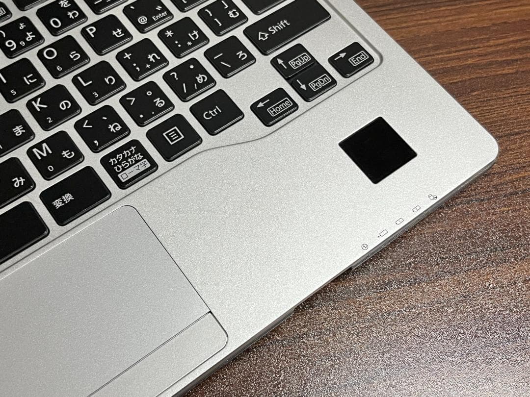 富士通 ノートPC LIFEBOOK S937/S