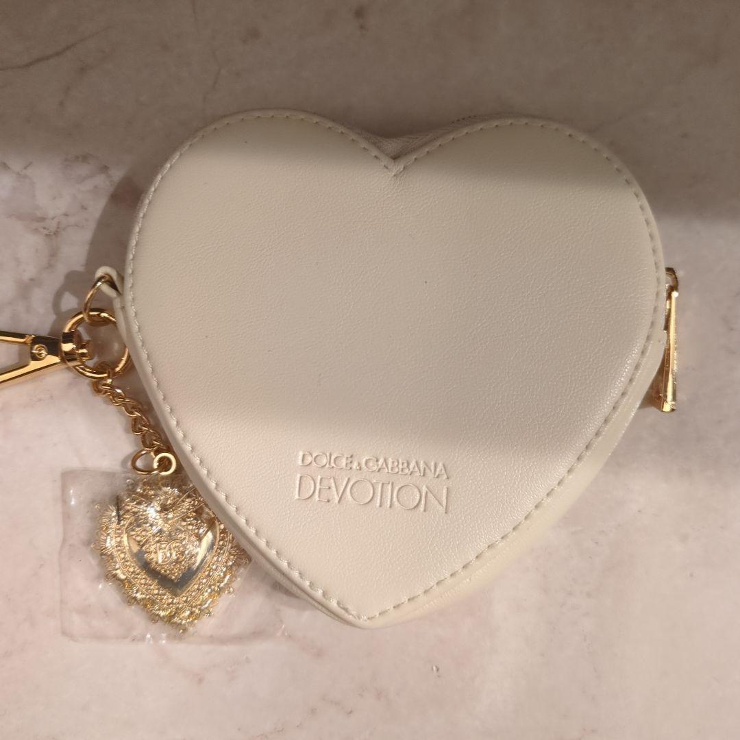 Dolce & Gabbana Devotion ハート型ポーチ