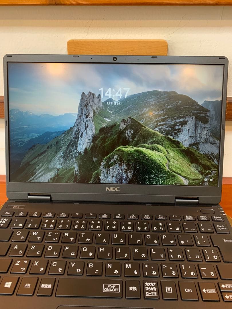 10世代軽量モバイルノート！Win11Pro /i5/高速M.2 NVMe搭載！