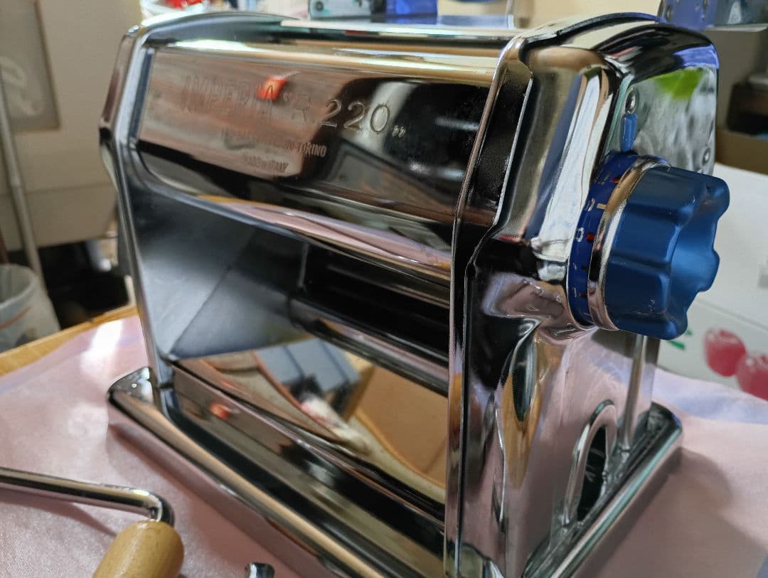 美品インペリア　パスタマシン(手動） R‐220 イタリア製(別売カッター付き）